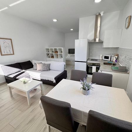 Estudio Playa La Misericordia Малага Екстериор снимка